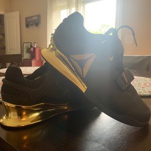 Reebok legacy lifters